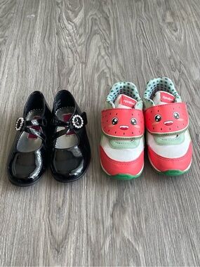 Reebok Kids Strawberry Patch Velcro Sneakers - Red, Green & White